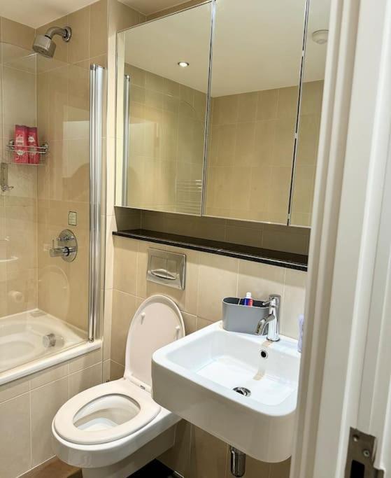 Mediacity Studio Apartment Salford-Quays Manchester Buitenkant foto